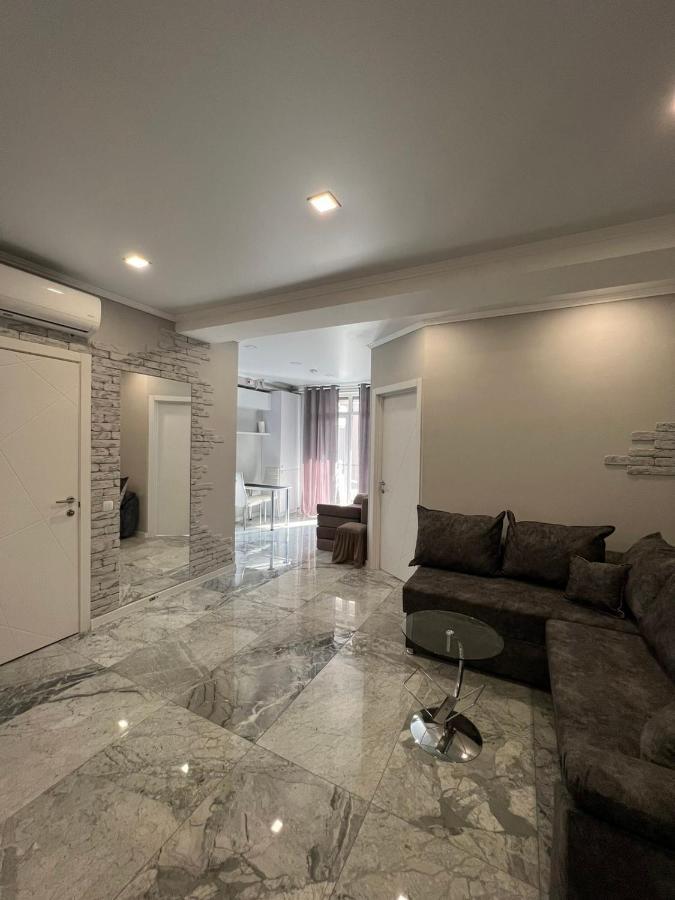 ApartHotel city center Chişinău Esterno foto